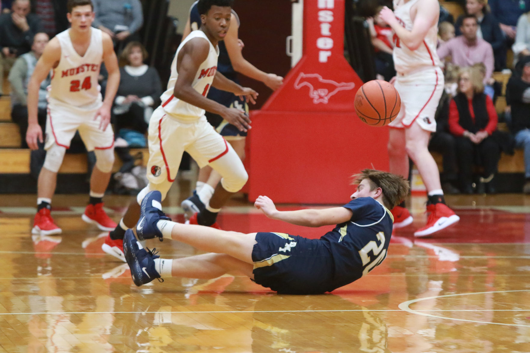 Gallery: Boys basketball - Bishop Noll at Munster